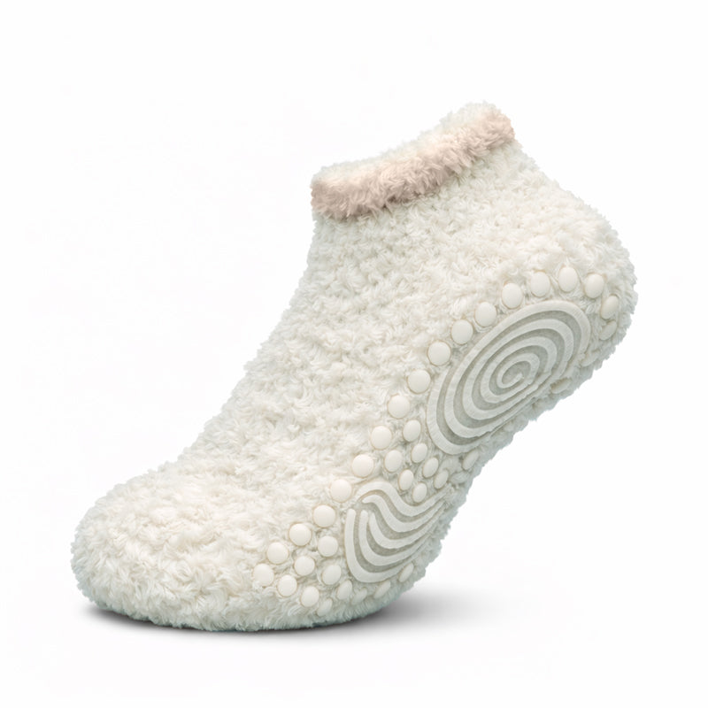Cloud Walk Slippers - Creamy White Polar Feet