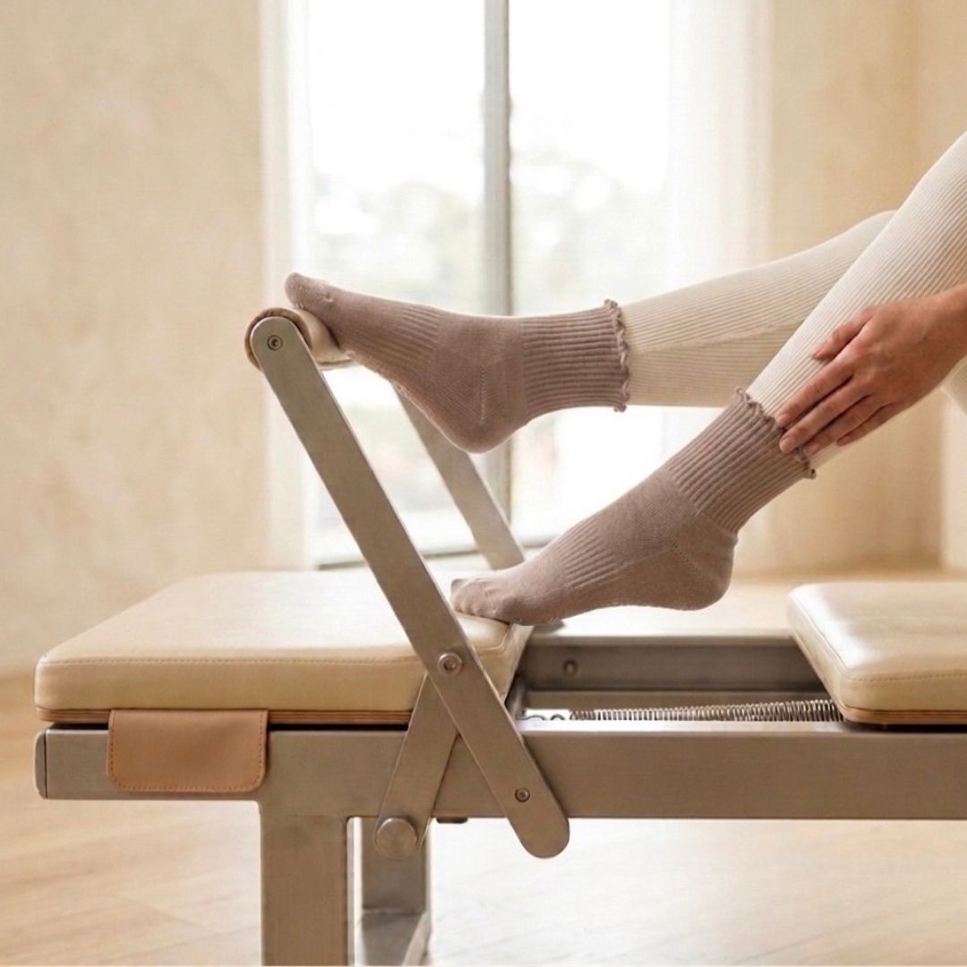 Crew Yoga Socks - Latte Polar Feet
