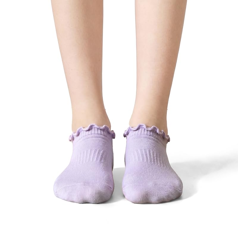Polar Feet Ankle Yoga Socks in Lavender - Non-Slip Sole - Photo 1